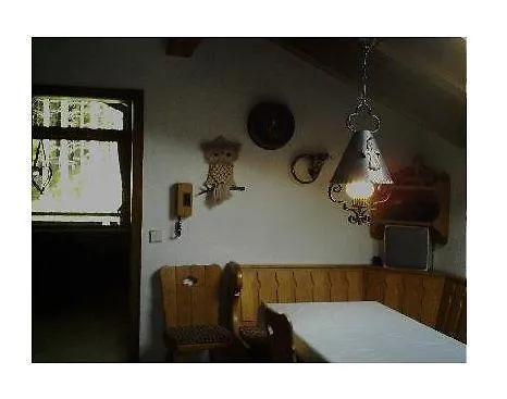 Haus-bucheneck-wohnung-sonnenaufgang شقة *