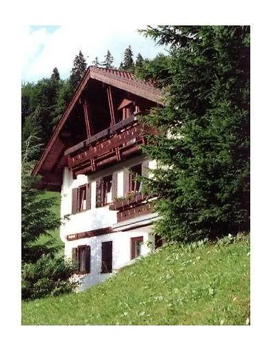 Haus-bucheneck-wohnung-sonnenaufgang شقة اوبرستدورف